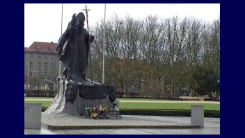 Monument to Jan Paweł II on Jasne Błonia
